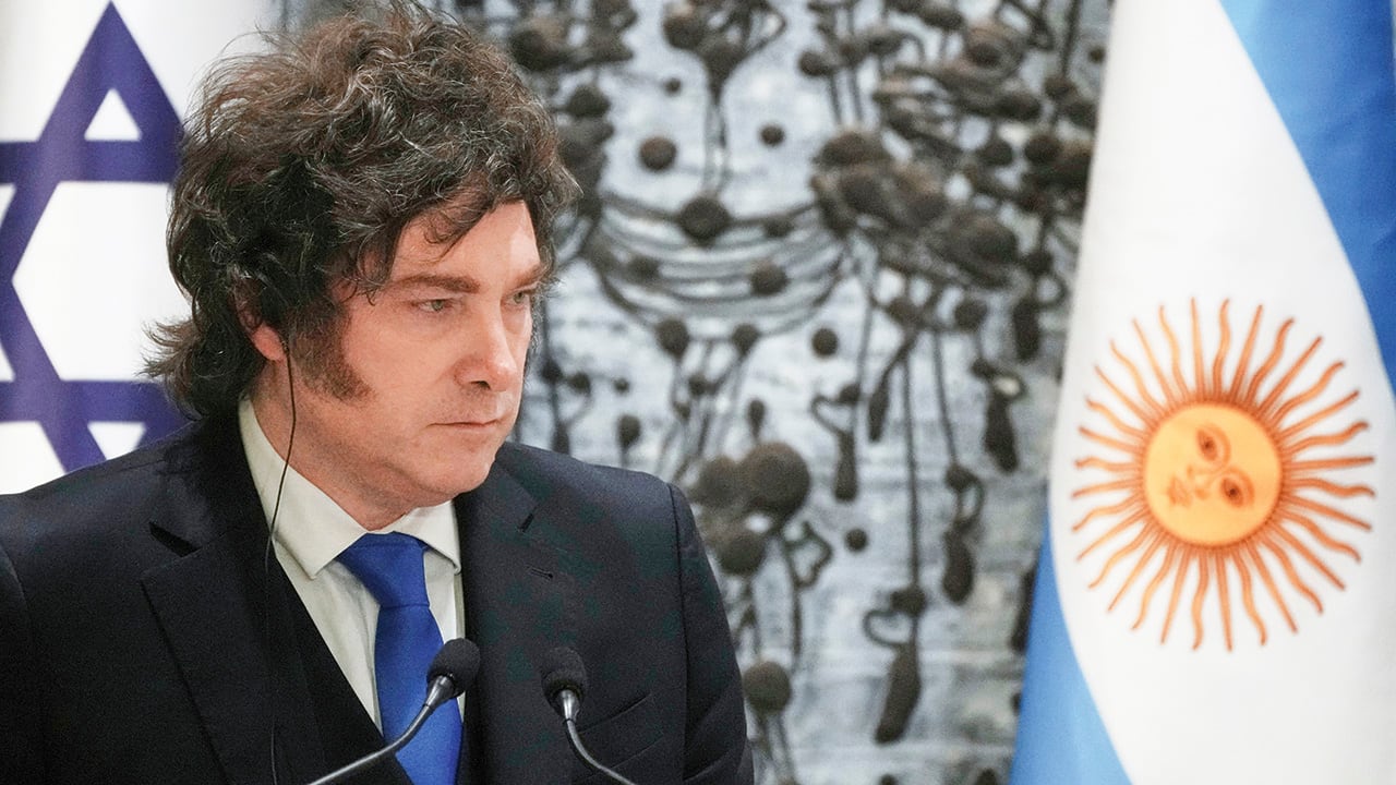 La caída de Milei: el presidente argentino vive su peor momento y su ...