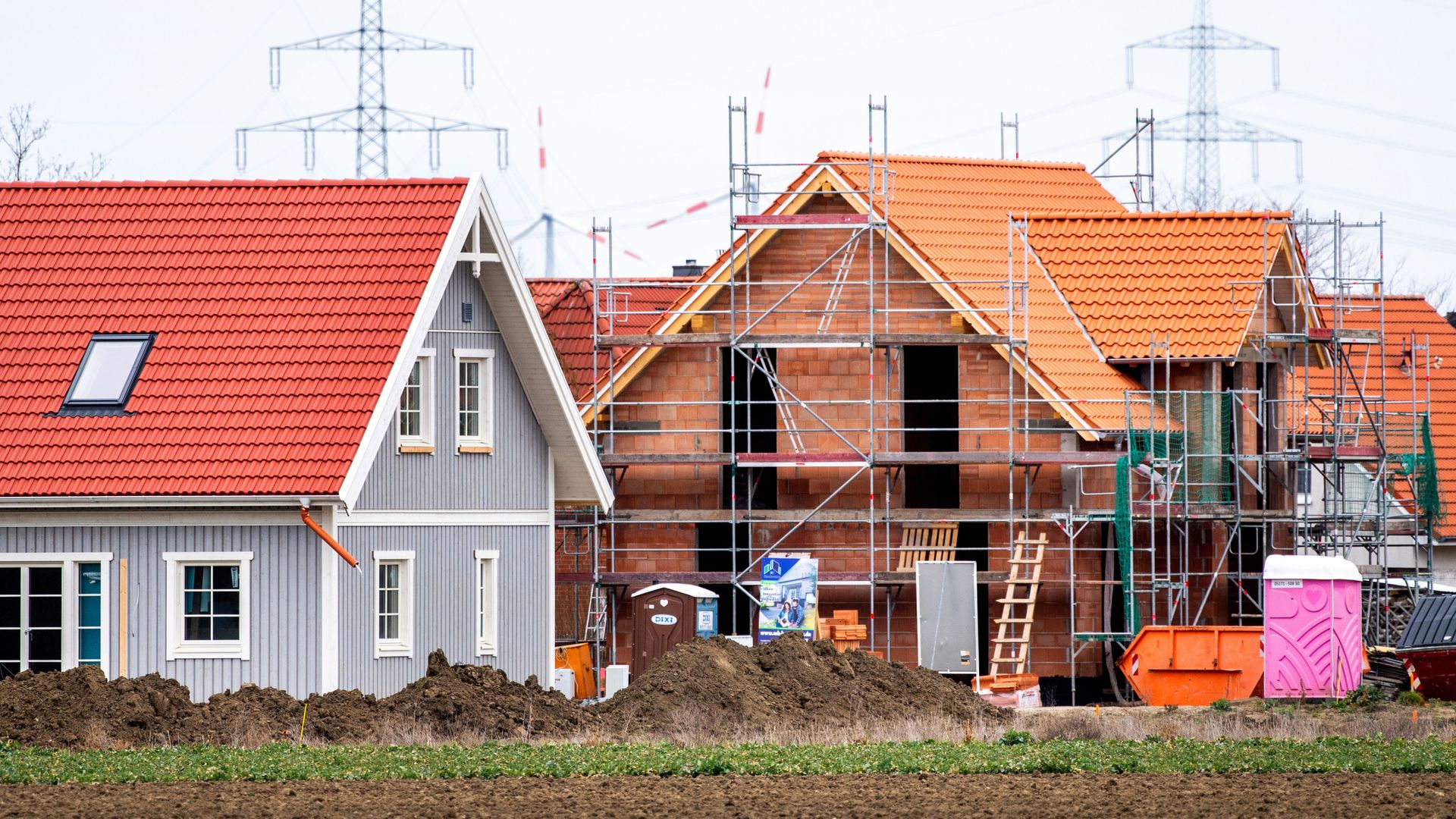 Baufinanzierer Interhyp streicht jede zehnte Stelle