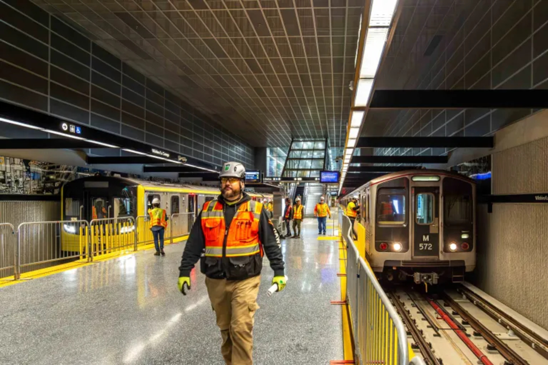 Metro Los Ángeles inaugura primera etapa de la extensión de la línea D