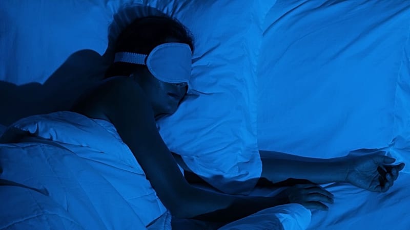 Here's how your dinner may affect your sleep, study