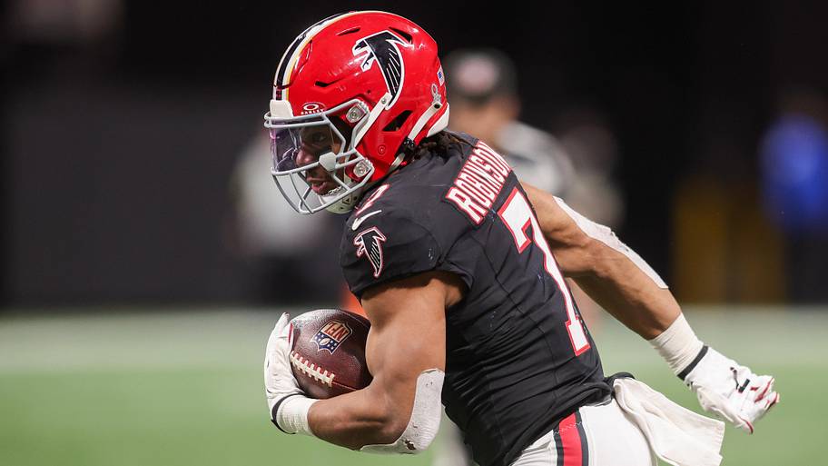 Falcons must buck long-standing NFL trend as Bijan Robinson extension looms