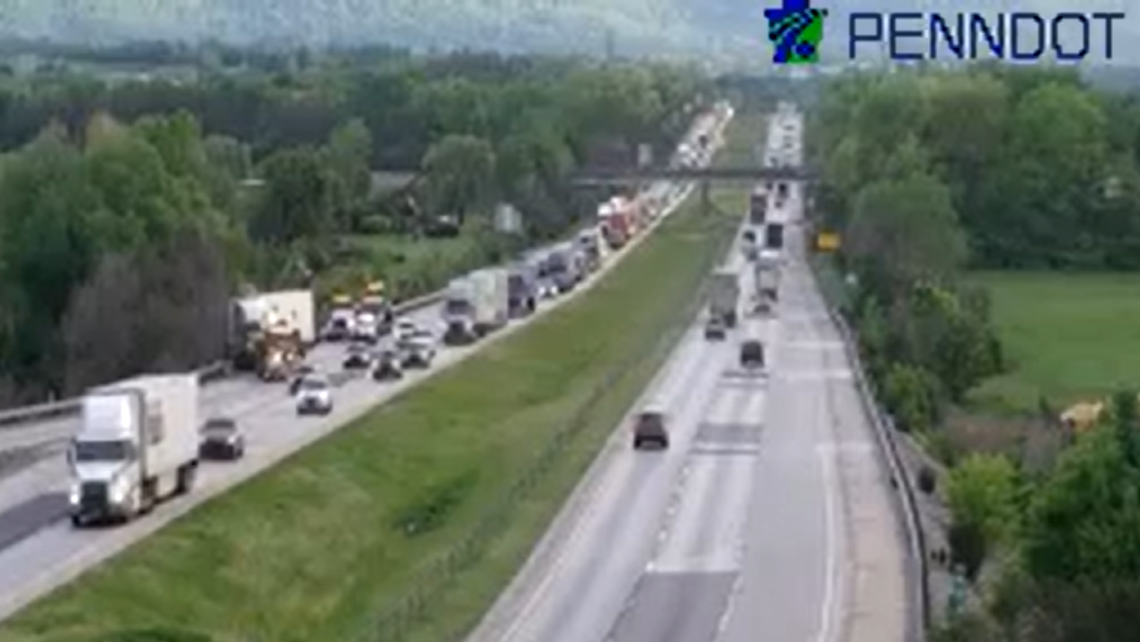 Update: Lanes reopen after crash blocked traffic on I-81