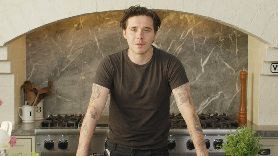He calls himself a chef - Brooklyn Beckham gets roasted again
