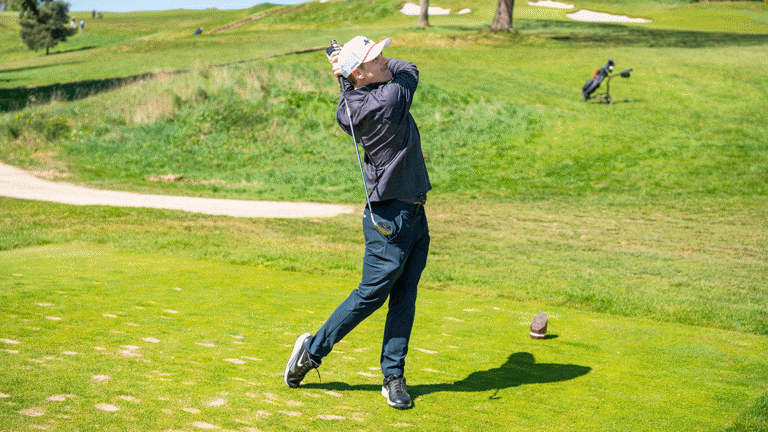 Competitive golf has crushed me so often, but here's how I managed the ...