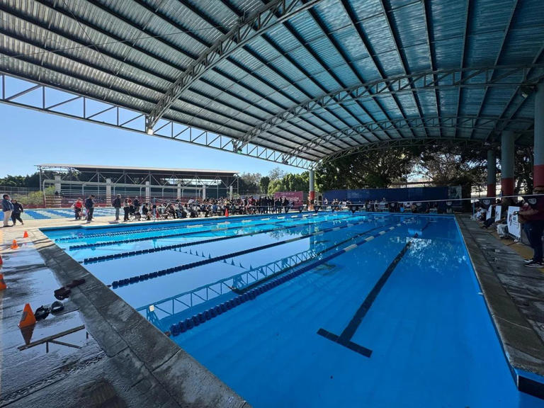 Reabren alberca de la Unidad Deportiva Tijuana