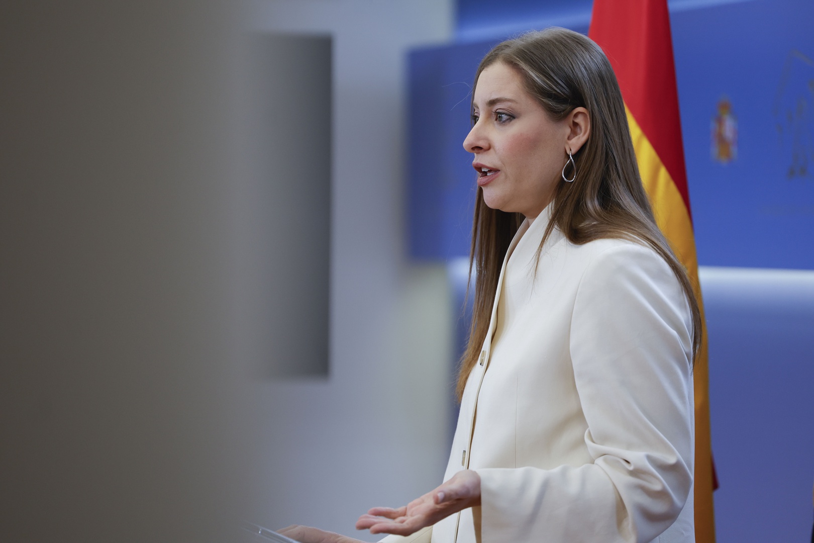 El PP pide la comparecencia urgente de Mónica García en el Congreso por ...