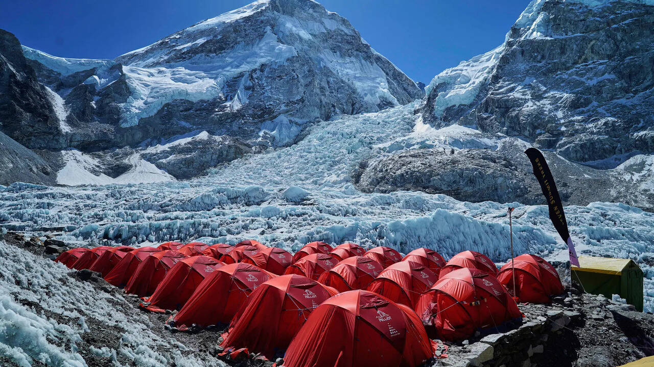 Everest climbing season begins amid safety concerns and rising costs