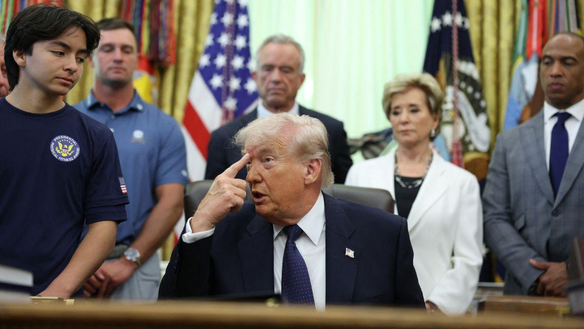 Donald Trump slammed as 'most unhealthy president ever' after bragging ...