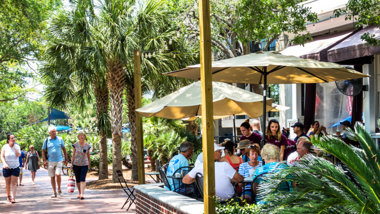 Americans keep moving to Texas and Florida — but one other red state is ...
