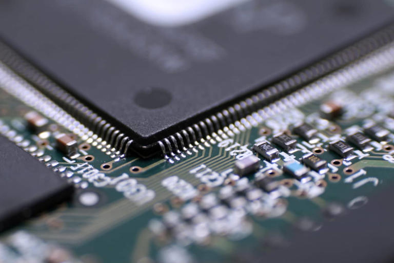 This sneaky AI play nearly doubled sales. The stock is rising sharply.