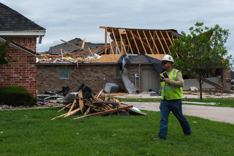 Nearly 500 homes damaged in Mississippi storms as multiple tornadoes ...