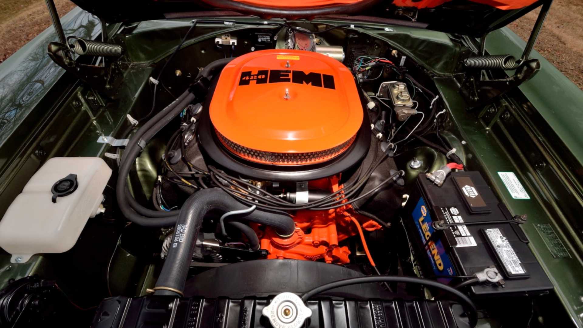 Engine of 1970 Dodge Coronet Hemi R/T