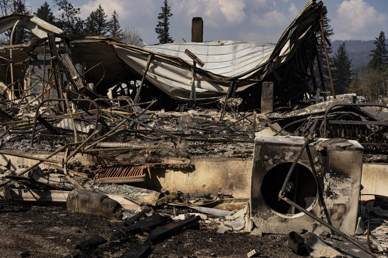 The exploding costs of fighting US wildfires