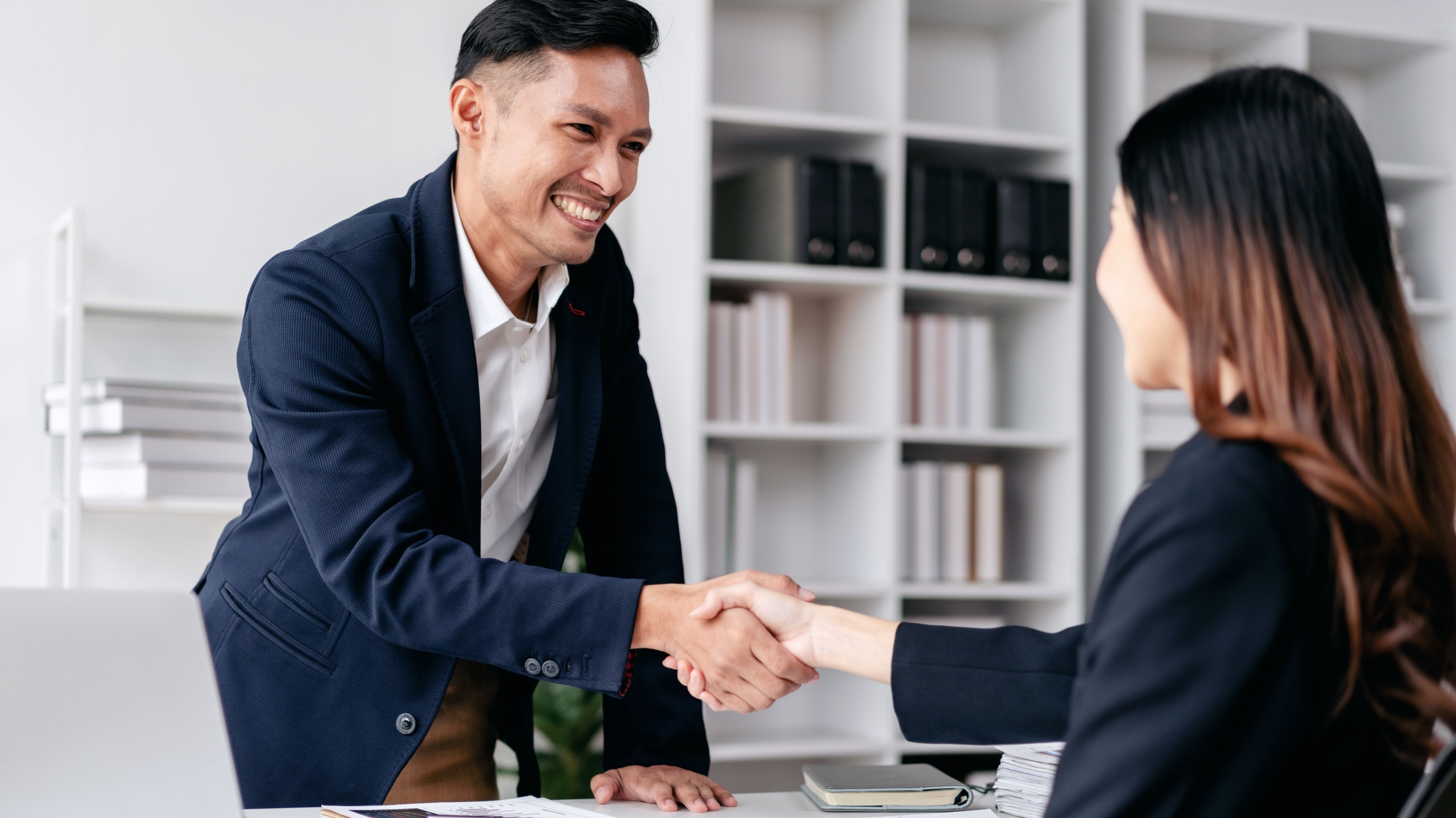 8 phrases to avoid when meeting someone for the first time
