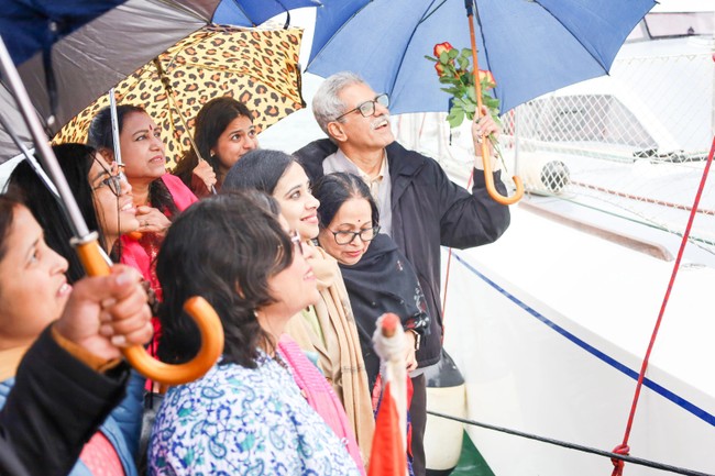 'The ocean does not recognise gender': All-women Indian defence crew ...