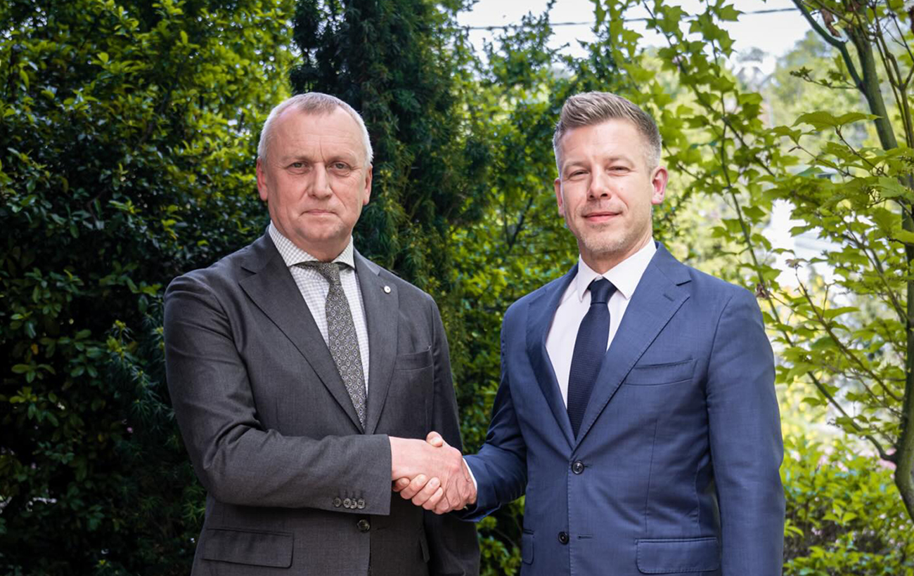 Ultimatums or dialogue? What Ukraine can expect from Péter Magyar and ...