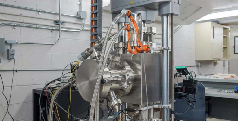 Nights on the moon are extremely cold—and this new NASA testing rig can ...