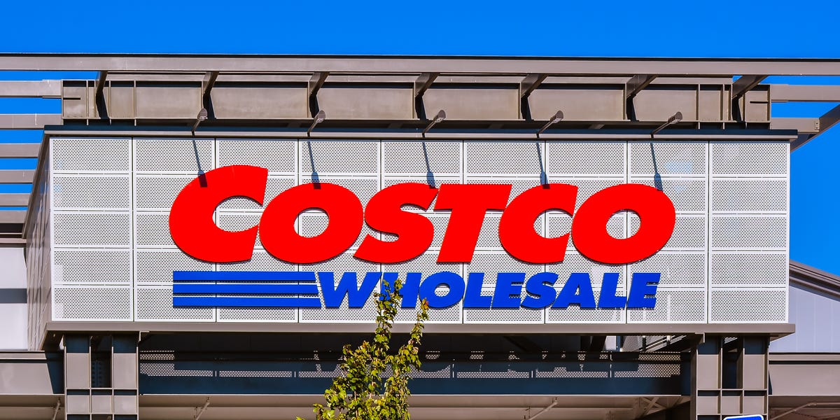 Costco’s mega inflatable water park instantly turns your backyard into ...