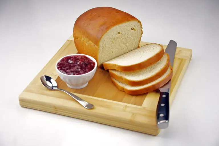7 foods that age you faster than the sun does