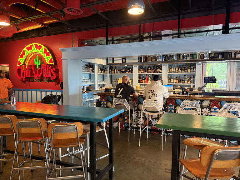 West Virginia cult-favorite Chili Willi's opens in Lake Norman