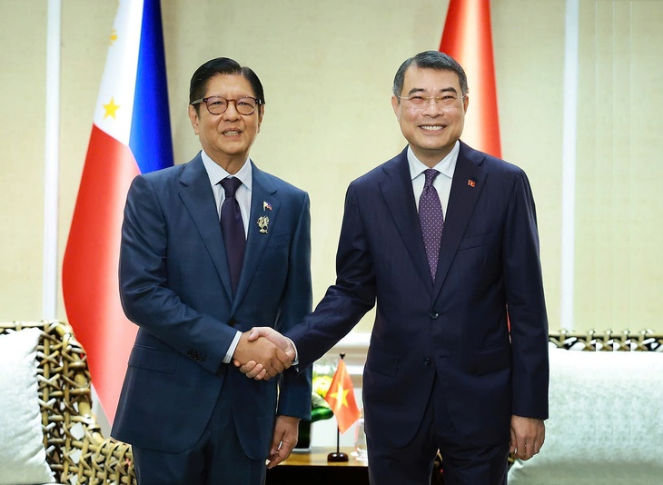 Thủ tướng Lê Minh Hưng gặp song phương lãnh đạo nhiều nước bên lề Hội nghị cấp cao ASEAN