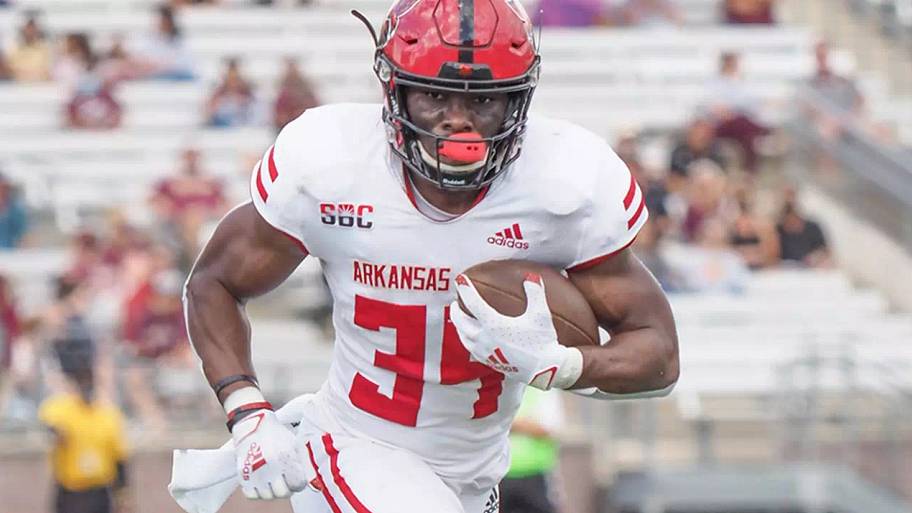 Texas A&M adds RB transfer DD Murray for depth boost