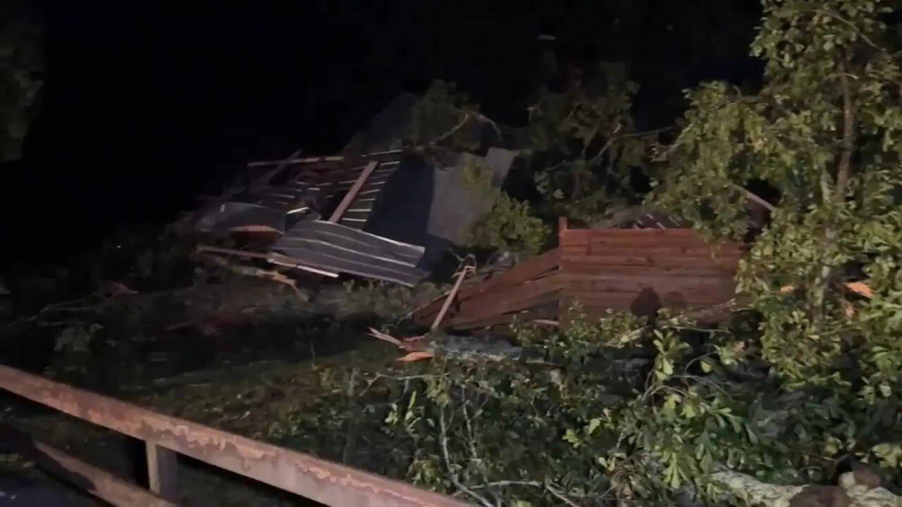 Severe storms and tornadoes cause extensive damage in Mississippi