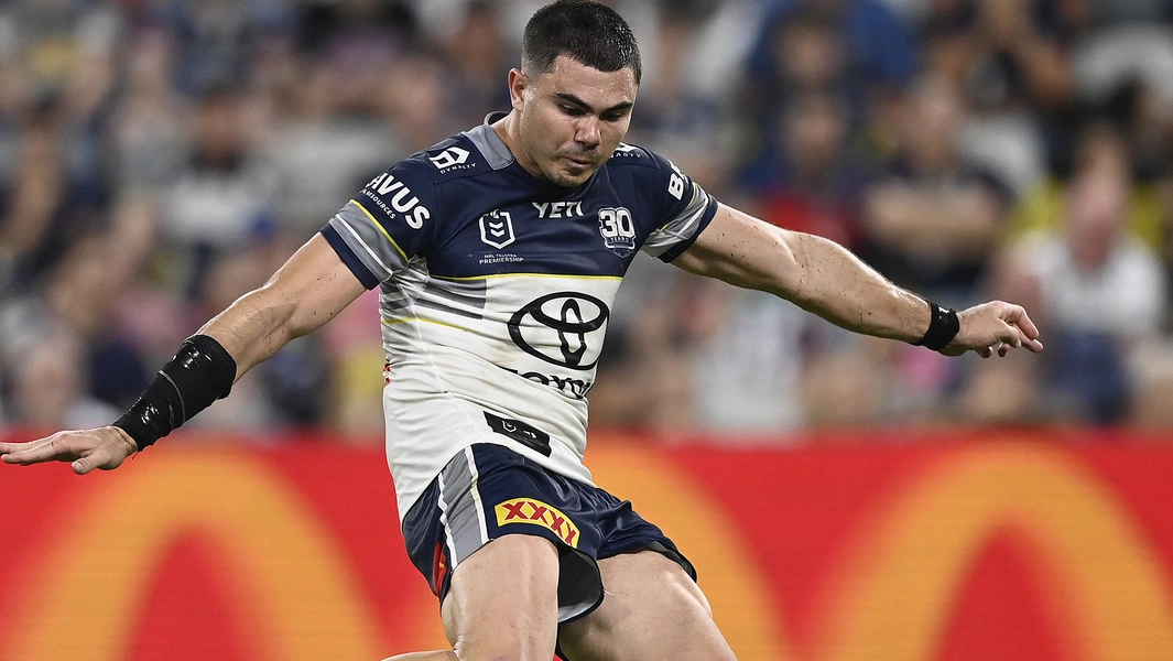 Clifford signs long-term deal as Cowboys eye finals push
