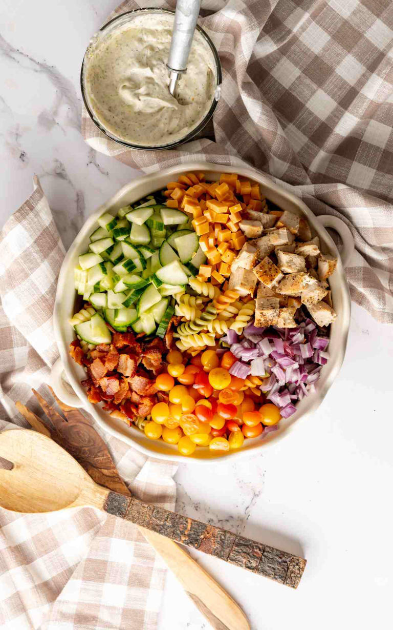 Chicken bacon ranch pasta salad
