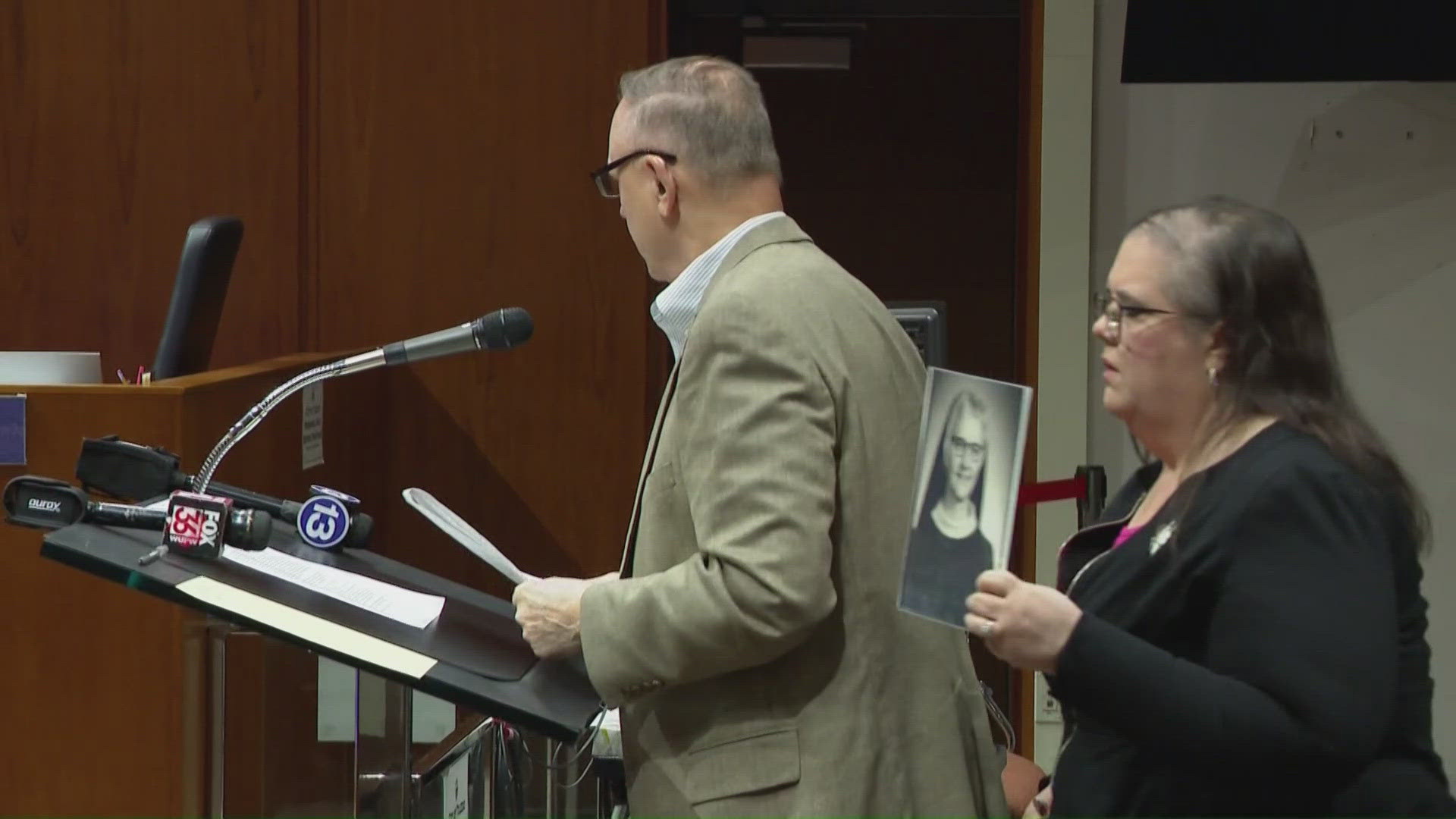 Recap of Toledo Honor Board meeting, vote to delay decision on signage