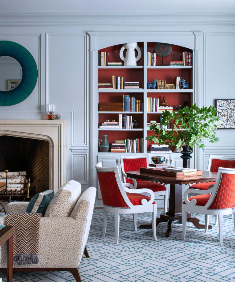 How interior designers actually create the perfect living room color scheme