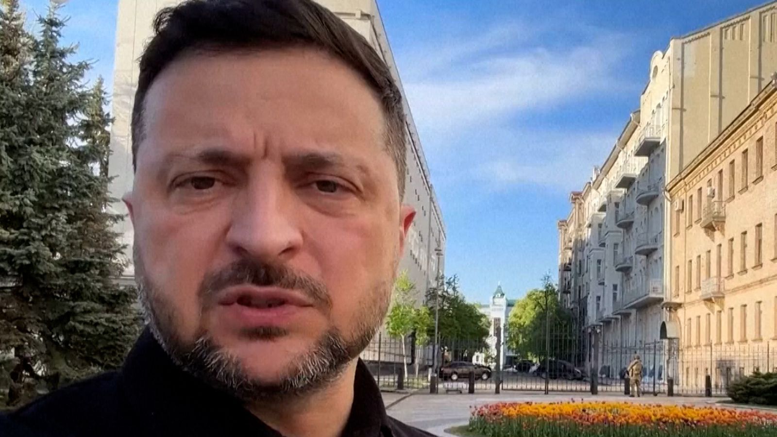 Zelenskyy warns foreign leaders attending Moscow parade