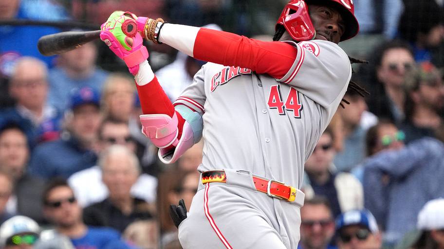 Reds lose seventh straight in nightmarish affair, swept by Cubs