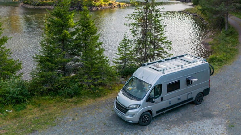 5 apps for finding the best camping spots