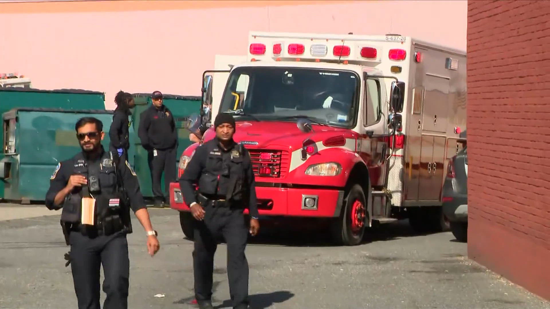 Teen hospitalized after afternoon shooting in Tenleytown