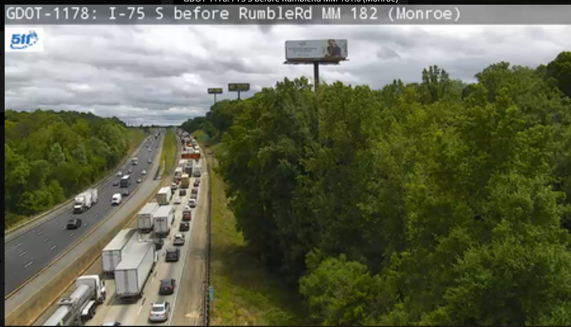 12 hospitalized after multi-car crash on I-75 in Monroe County