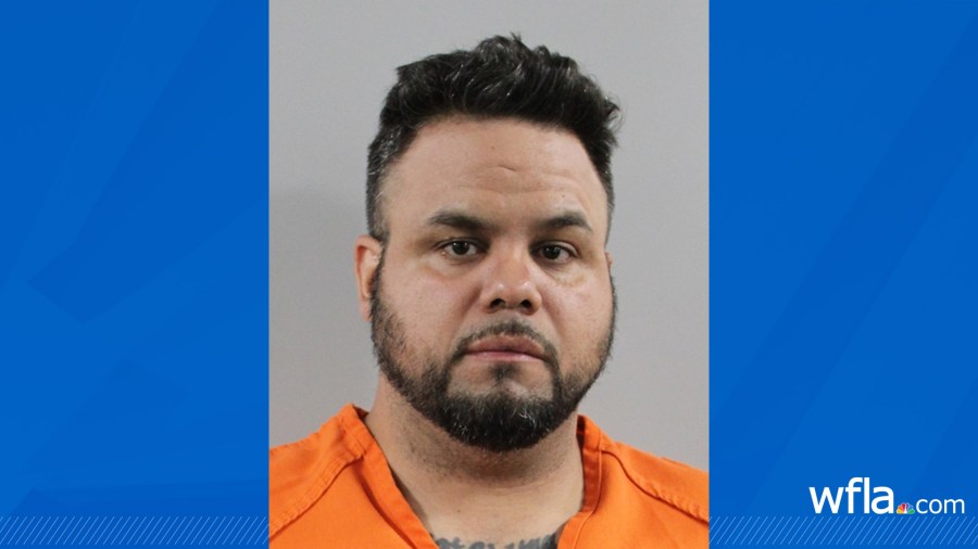 Lakeland truck driver 'furiously' attacks man with hammer in road rage ...
