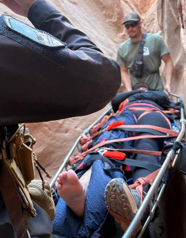 Hiker rescued near trail after fall causes her knee to keep 'popping ...