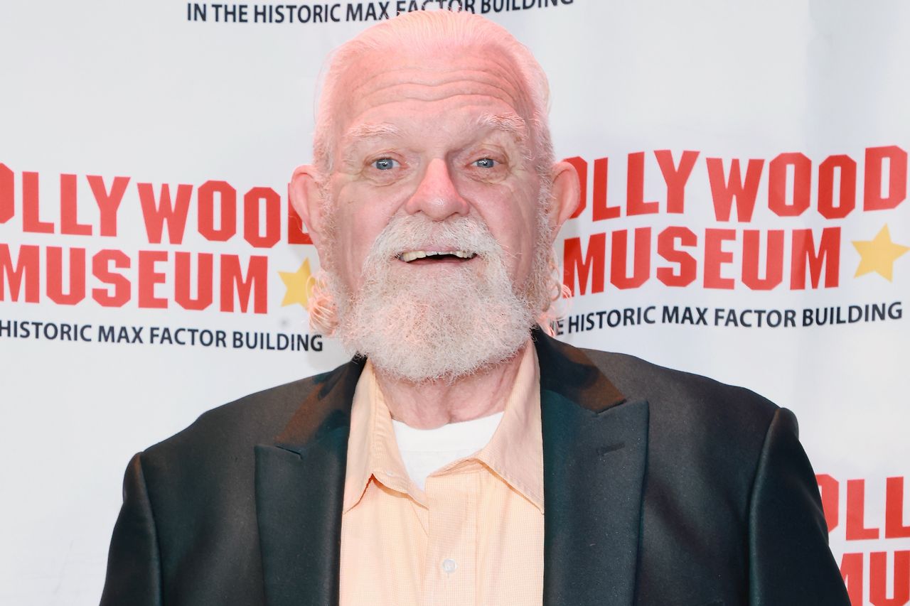 'Family Affair's Johnny Whitaker reflects on demands of being a child ...
