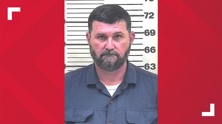 Ex-Georgia sheriff's deputy charged with stalking, illegally using ...