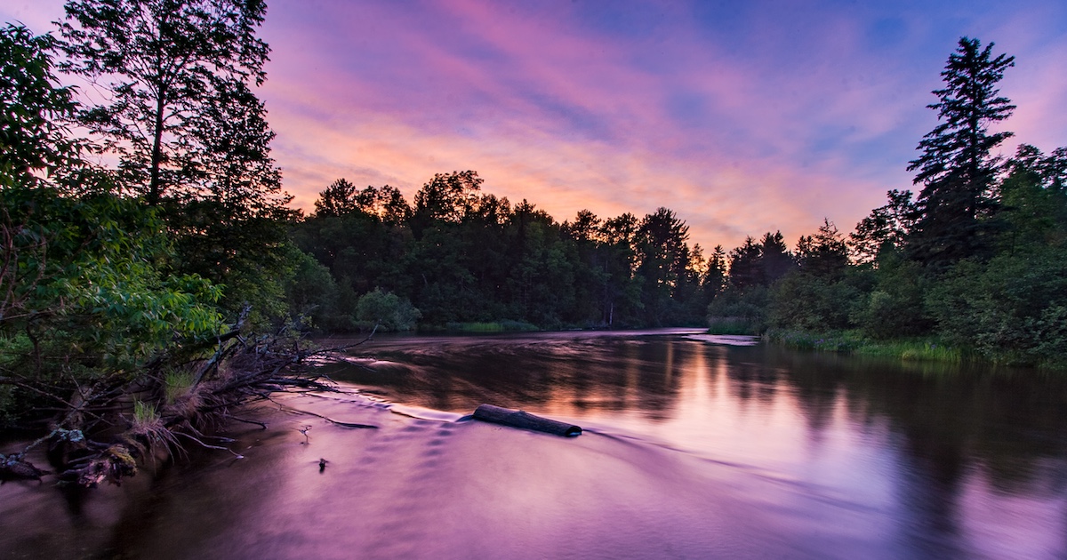 This scenic Wisconsin trail is better than most hikes