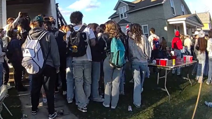 Oshkosh police warn of rising violence tied to unsanctioned pub crawl