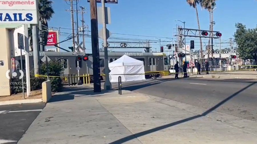 Man dies after being hit by Metro train in LA.’s Highland Park neighborhood