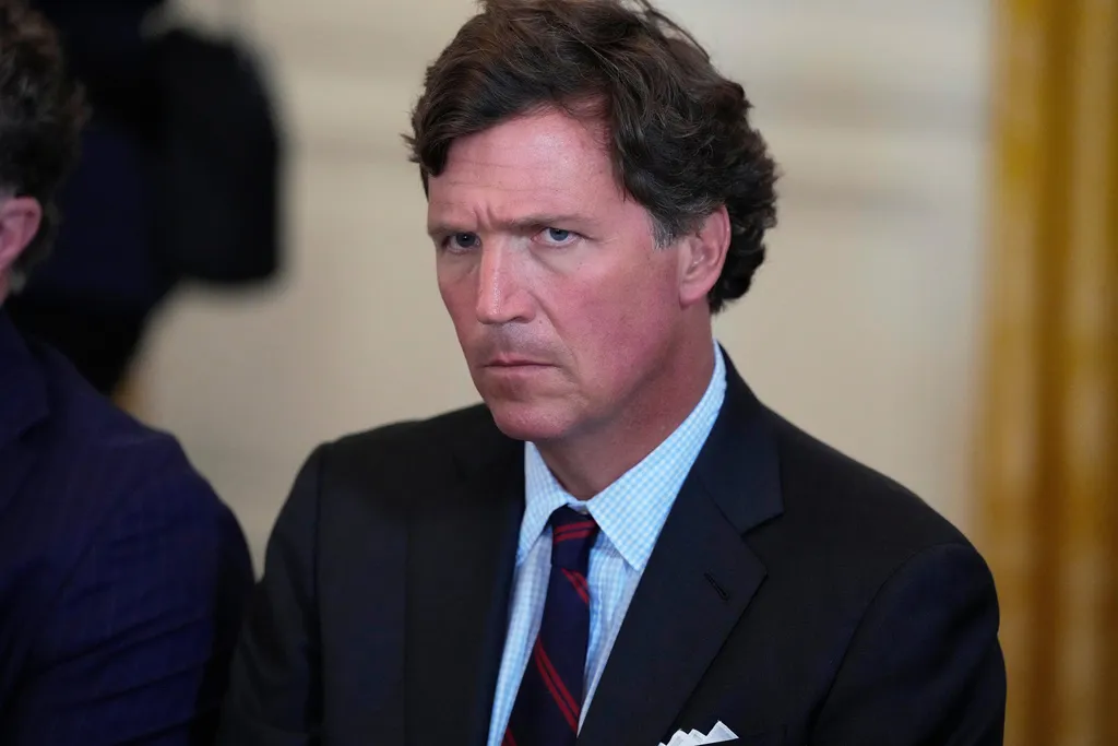 Tucker Carlson blasts Iran war on Megyn Kelly Show