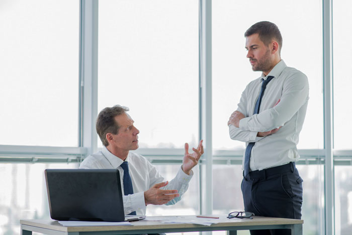 Boss steals strategy in meeting, worker responds as 400 coworkers watch