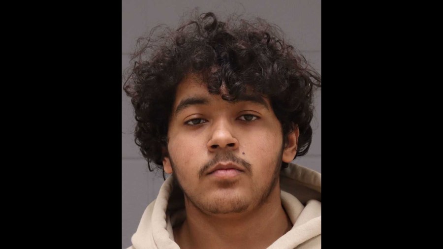 18-year-old faces murder charges in shooting that killed teen, woman