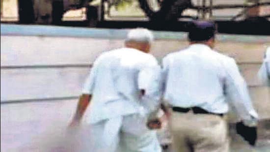 A decade later, court sentences man to life in jail for beheading wife ...
