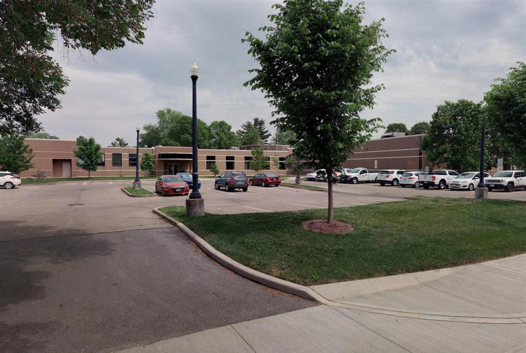 Westerville advances $2.5M sale of building eyed for development