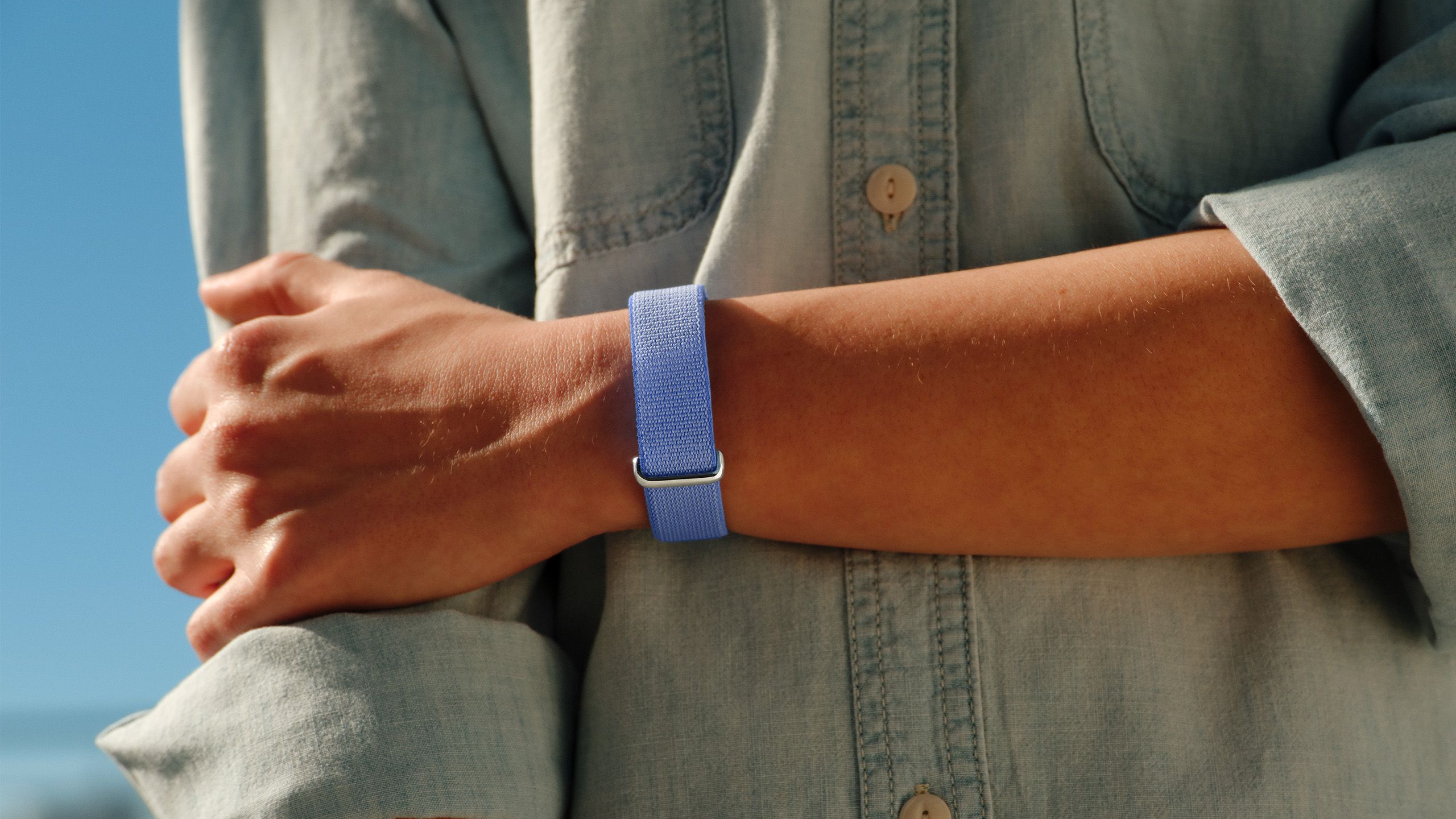 Google launches $99 screenless Fitbit Air with AI coach