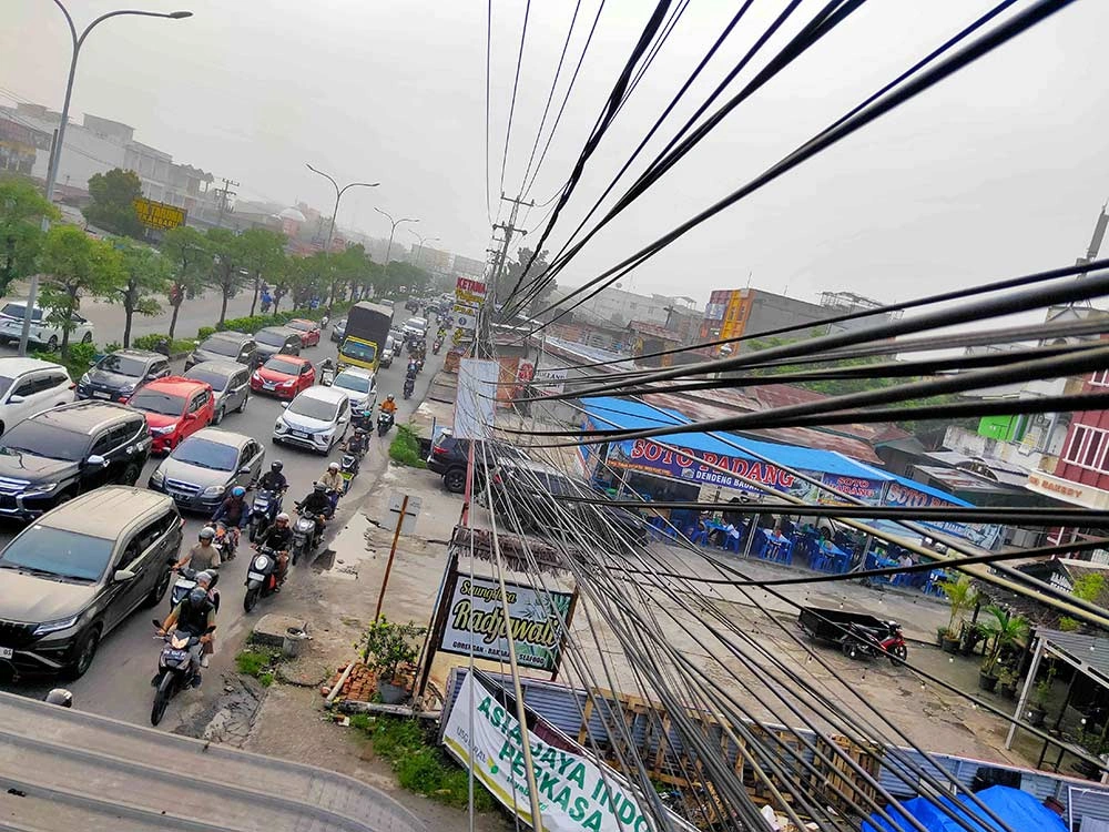 Kabel Pekanbaru Bakal Ditanam Bawah Tanah, Penataan Bertahap